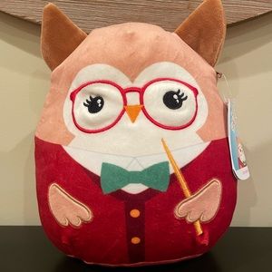 NWT!! 8 inch jaydelle squishmallow